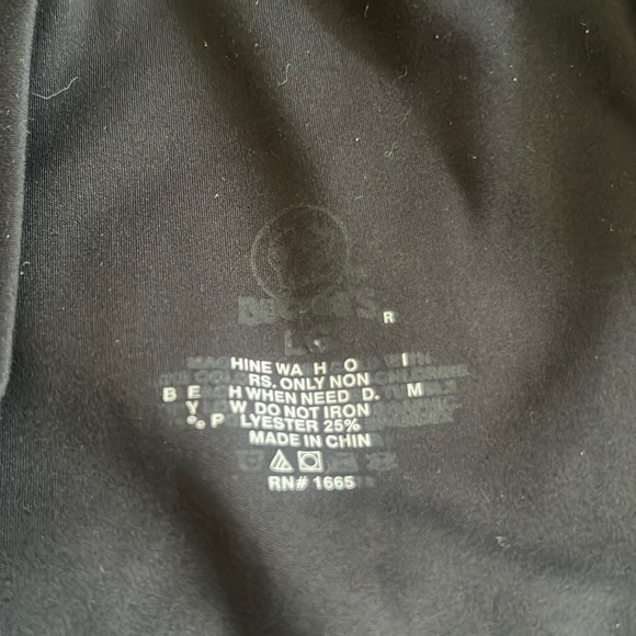 Buc-ees color Beaver Logo High Rise Active Leggings with side Pockets Size M - Picture 5 of 6